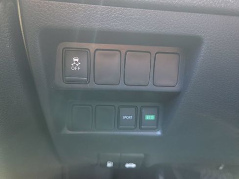 Used 2017 Nissan Rogue S FWD image 24