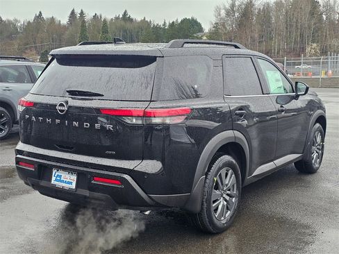 New 2026 Nissan Pathfinder SV image 5