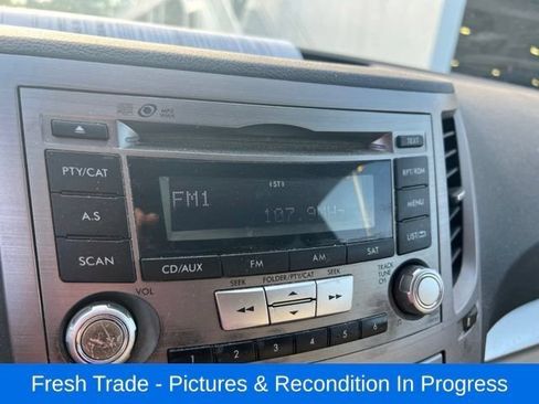 Used 2013 Subaru Outback 2.5i Premium w/ Popular Pkg 1B AWD/4WD image 14