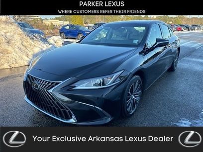 Certified 2025 Lexus ES 300h w/ Premium Package