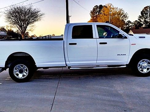 Used 2021 RAM 2500 Tradesman w/ Chrome Appearance Group image 10