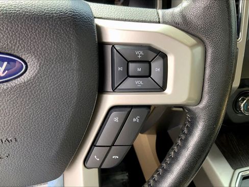 Used 2020 Ford F250 Lariat w/ Lariat Ultimate Package AWD/4WD image 24