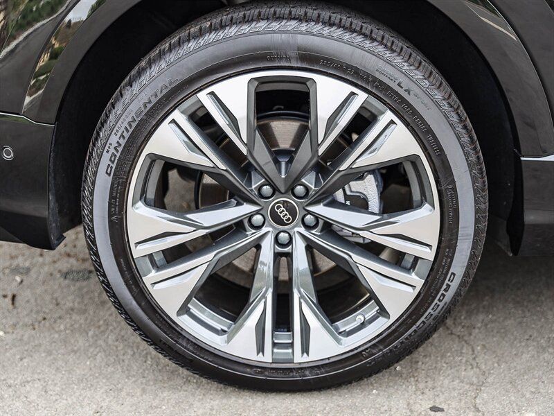 Used 2025 Audi Q8 Premium Plus AWD/4WD image 13