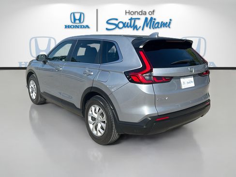 Used 2025 Honda CR-V LX image 5