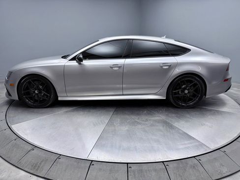 Used 2017 Audi RS 7 Prestige w/ Carbon-Optic Package image 8