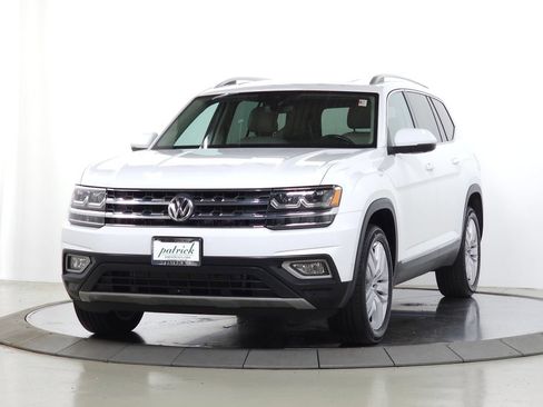 Used 2018 Volkswagen Atlas SEL Premium AWD/4WD image 4