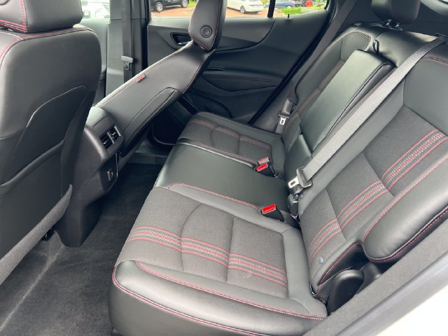 Certified 2024 Chevrolet Equinox RS w/ LPO, Floor Liner Package FWD image 35