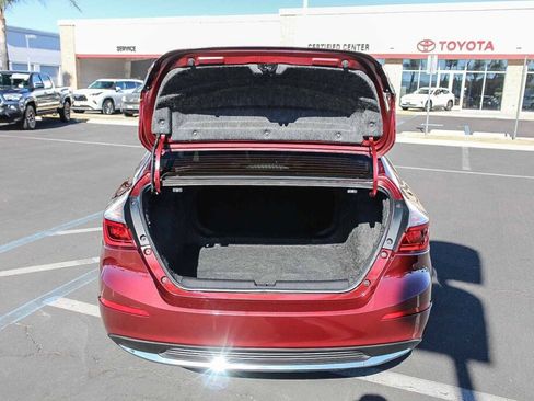 Used 2019 Honda Insight Touring image 18
