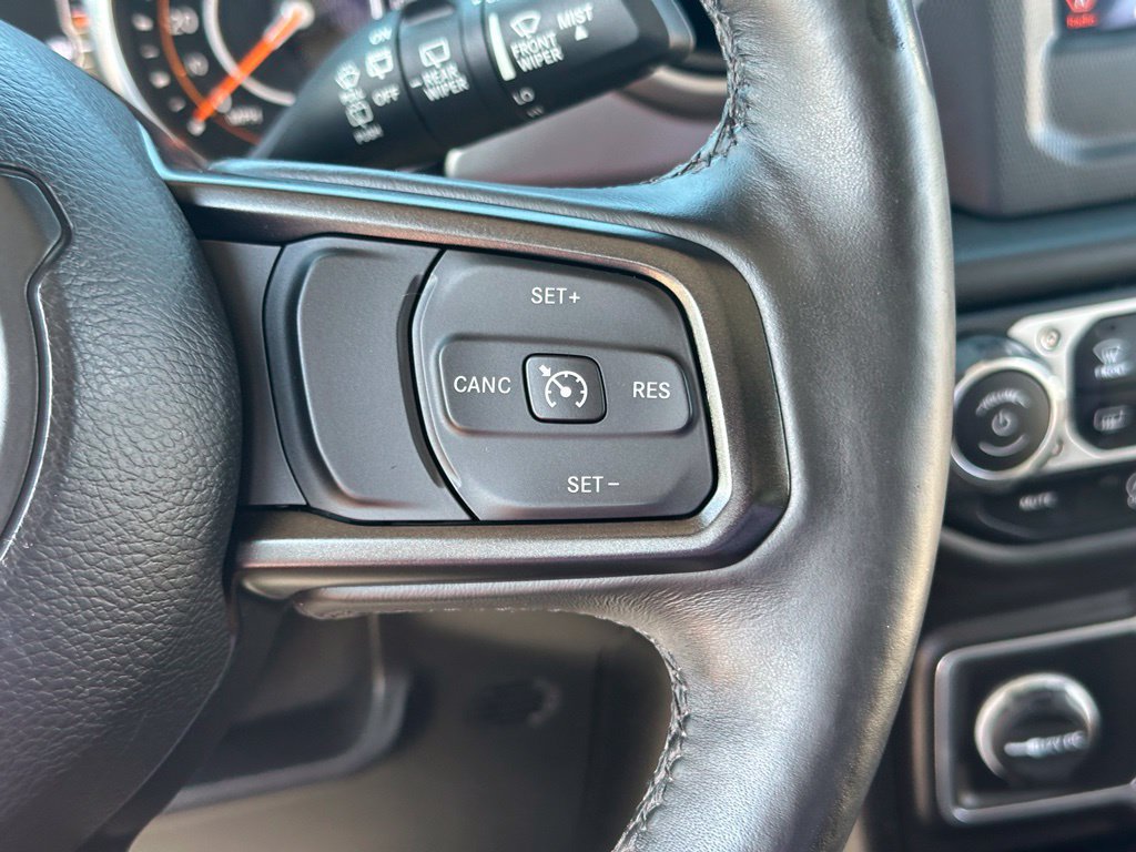 Used 2018 Jeep Wrangler Unlimited Sport S AWD/4WD image 34