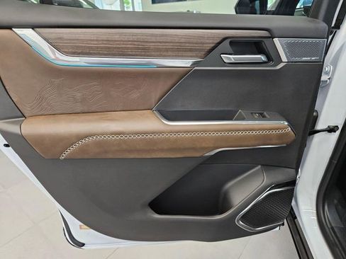 New 2026 GMC Acadia Denali Ultimate AWD/4WD image 20