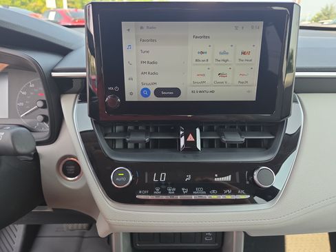 Certified 2023 Toyota Corolla Cross LE AWD/4WD image 22