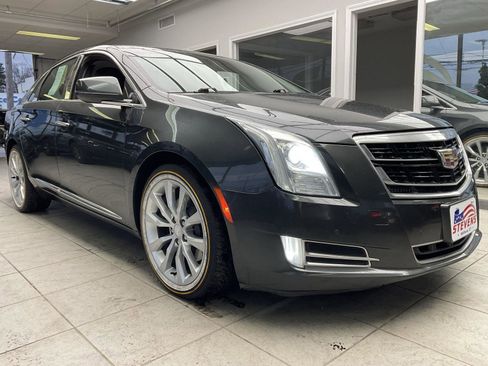 Used 2017 Cadillac XTS Luxury image 1