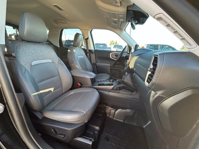 Used 2025 Ford Bronco Sport Badlands AWD/4WD image 32