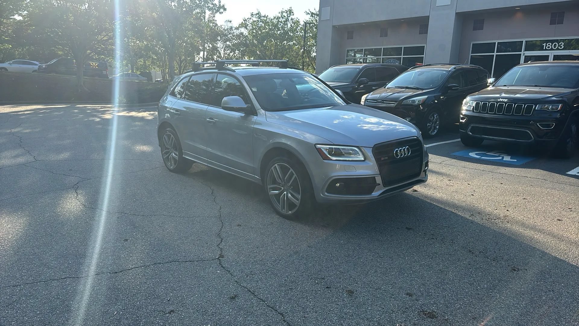 Used 2016 Audi SQ5 Premium Plus AWD/4WD image 3