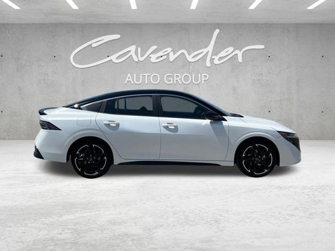 New 2026 Nissan Sentra SR FWD image 17