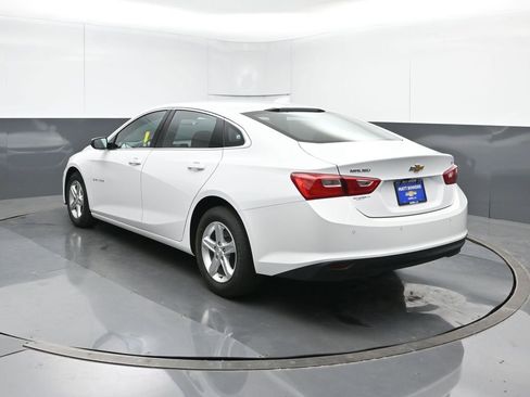 Used 2024 Chevrolet Malibu LT image 4