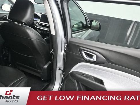 Used 2022 Jeep Compass Latitude AWD/4WD image 10
