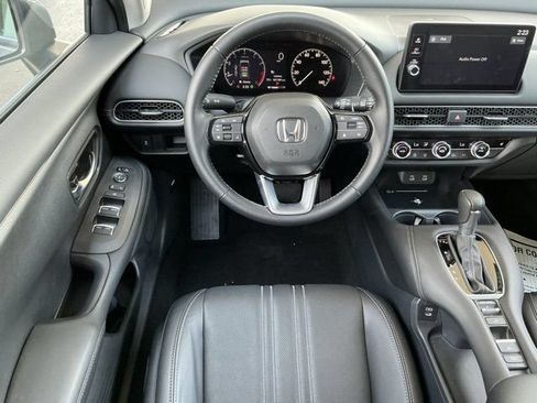 Used 2026 Honda HR-V EX-L image 12