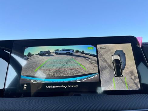 New 2026 Nissan Kicks SR w/ Cold Weather Package image 9