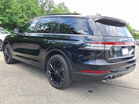 Certified 2024 Lincoln Aviator Reserve w/ Equipment Group 201A AWD/4WD image 4