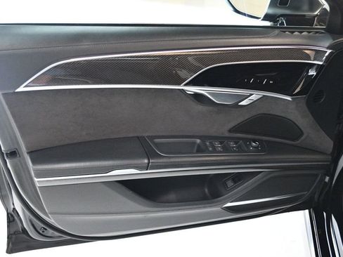 Used 2020 Audi S8 L w/ Full Leather Package image 23