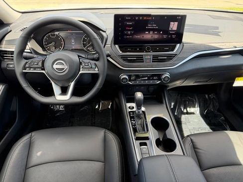 New 2026 Nissan Altima 2.5 SV FWD image 16