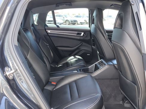 Used 2020 Porsche Panamera 4 AWD/4WD image 30