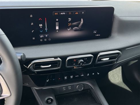 New 2026 Nissan Sentra SV image 10