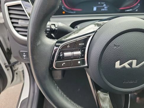 Used 2025 Kia Seltos S FWD image 22
