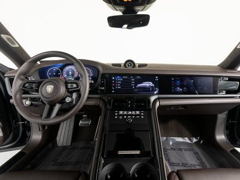 New 2026 Porsche Panamera Turbo image 35