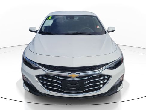 Used 2023 Chevrolet Malibu LT FWD image 2