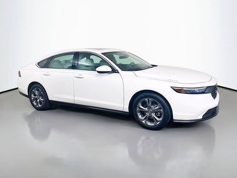 Used 2024 Honda Accord EX image 24