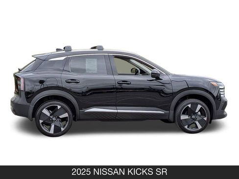 Certified 2025 Nissan Kicks SR FWD image 6