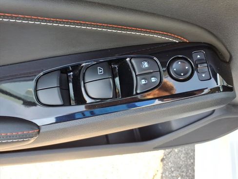 Used 2023 Nissan Altima 2.5 SR w/ SR Premium Package image 25