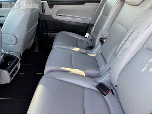 Used 2024 Honda Odyssey EX-L image 25