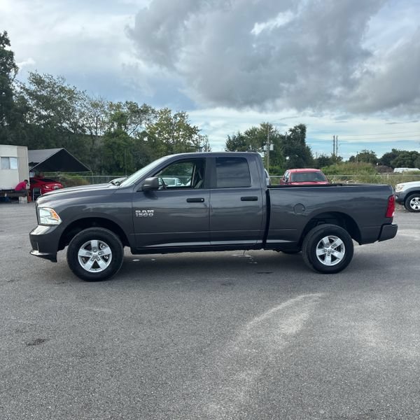 Used 2018 RAM 1500 Express w/ Express Value Package AWD/4WD image 2