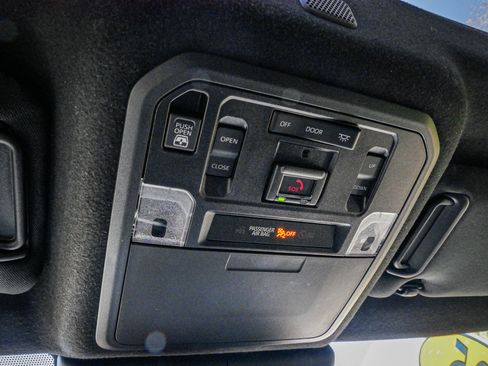 Used 2025 Toyota 4Runner Limited image 27