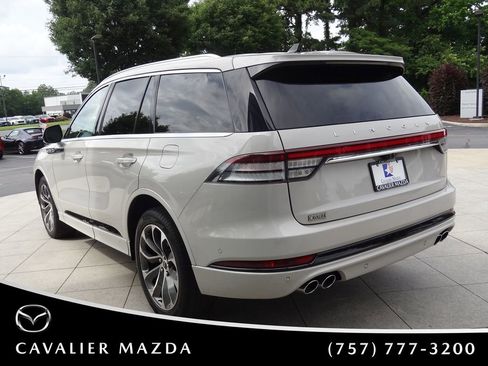 Used 2023 Lincoln Aviator Grand Touring w/ Equipment Group 301A AWD/4WD image 6