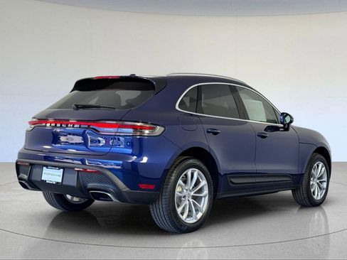 New 2026 Porsche Macan AWD/4WD image 8
