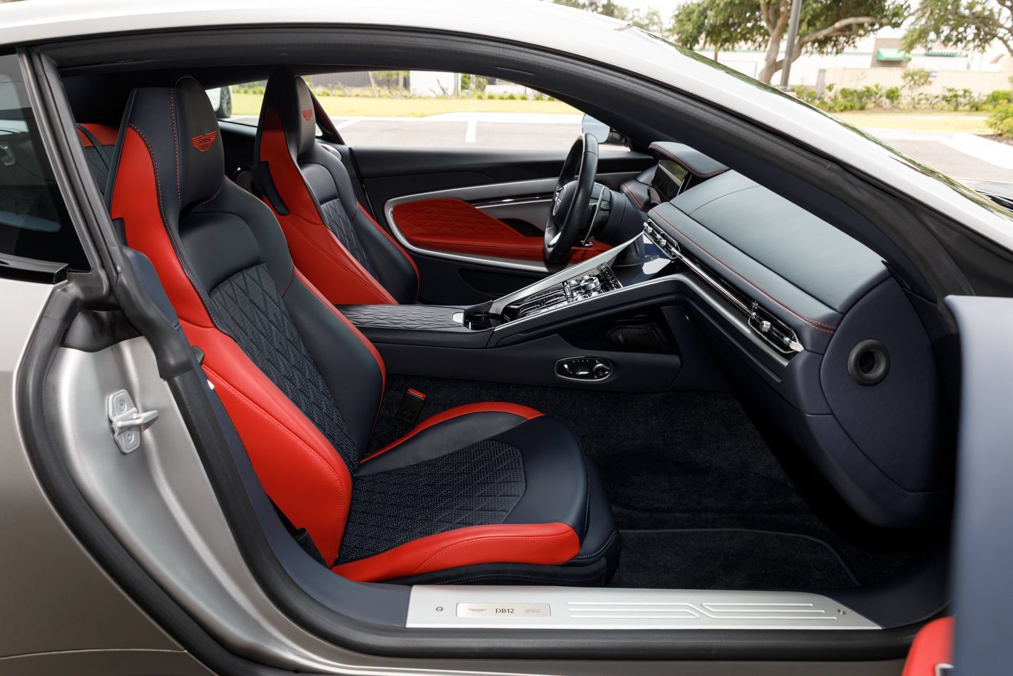 Used 2024 Aston Martin DB12 Coupe RWD image 54