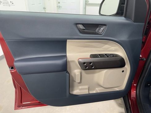 New 2025 Ford Maverick Lariat w/ 4K Tow Package image 10