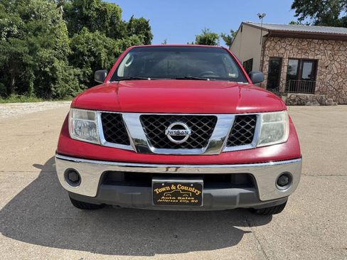 Used 2007 Nissan Frontier SE w/ SE Value Truck Pkg RWD image 3