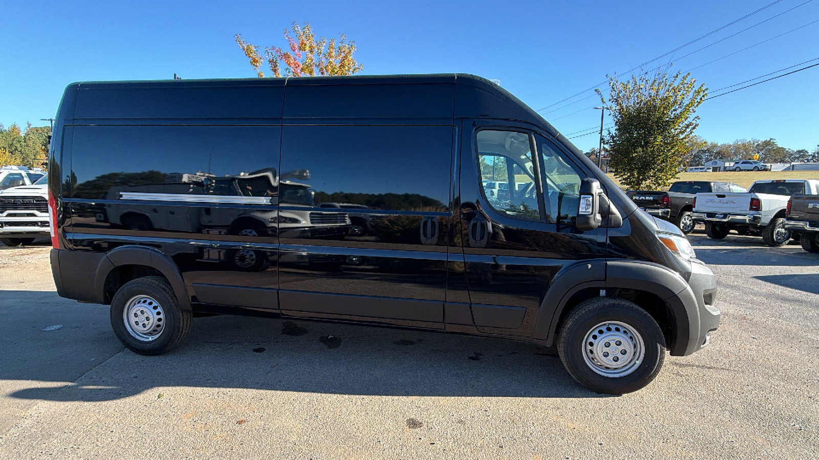 New 2027 RAM ProMaster 2500 w/ Convenience Group FWD image 7