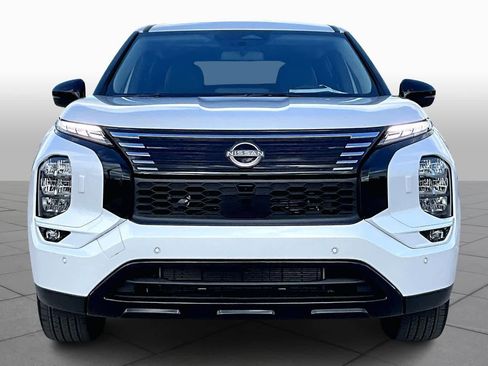 New 2026 Nissan Rogue SL image 3