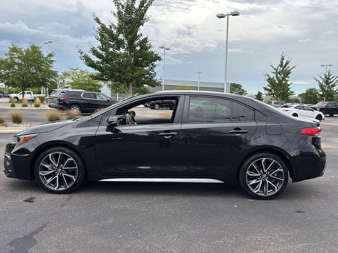 Used 2021 Toyota Corolla SE FWD image 35