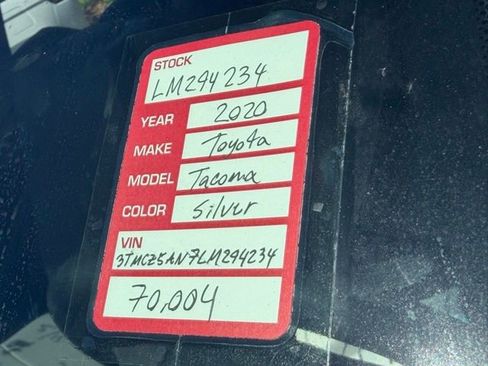 Used 2020 Toyota Tacoma TRD Off-Road AWD/4WD image 5