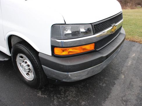 Used 2024 Chevrolet Express 2500 w/ Driver Convenience Package RWD image 2