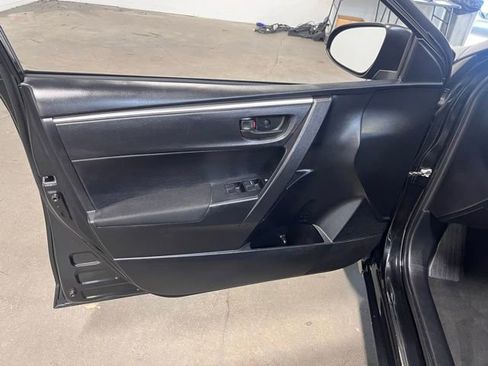 Used 2015 Toyota Corolla L image 24