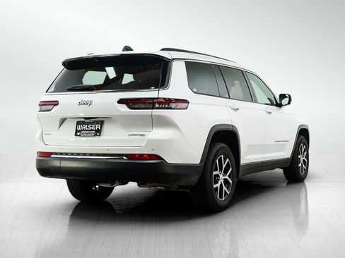 Used 2024 Jeep Grand Cherokee L Limited AWD/4WD image 5