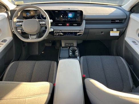 New 2026 Hyundai Ioniq 5 SE image 15